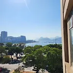 Em Frente A Praia - Conforto, Localizacao E Vista